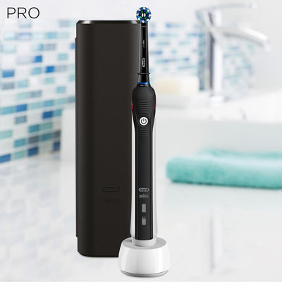 Spazzolino elettrico Oral-B Pro 2 2500 CrossAction nero + custodia da viaggio