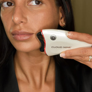 CLOUD NINE ReVibe Dispositivo per scolpire viso e corpo
