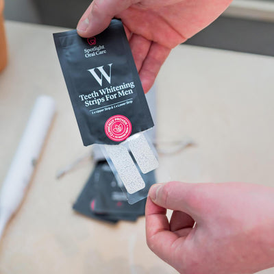 Strisce Sbiancanti Spotlight Oral Care per Uomo
